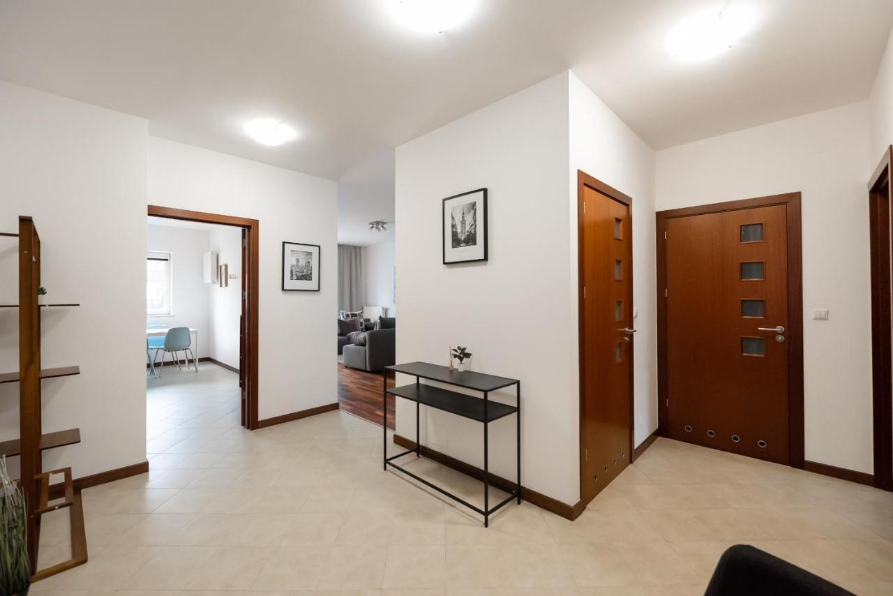 Wola Sunset Apartment Free Parking Warschau Buitenkant foto