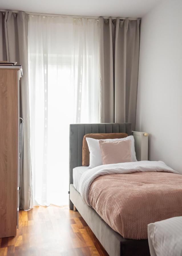 Wola Sunset Apartment Free Parking Warschau Buitenkant foto